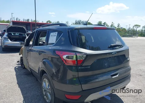 2018 Ford Escape Se из США, поврежденный, VIN 1FMCU0GD2JUA43321